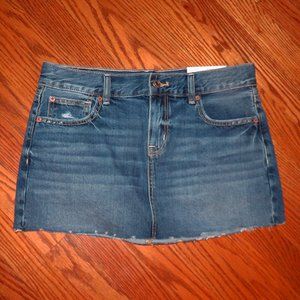 NWT American Eagle Low-rise Denim Mini Skirt, Size 8 29W, Raw Hem, Dark Wash